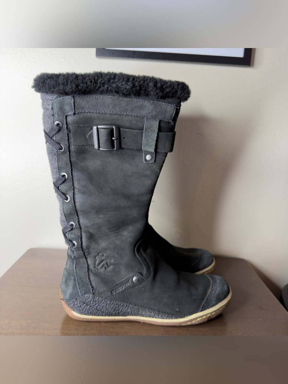 Cushe Manuka Fawn Waterproof Black Leather Winter Boots 6 Womens